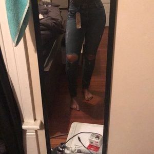 High rise ripped Levi’s